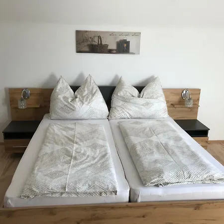 Gaestehaus Bluemel *