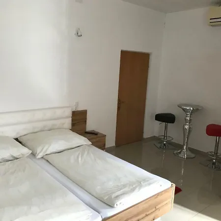 Gaestehaus Bluemel Apartman *